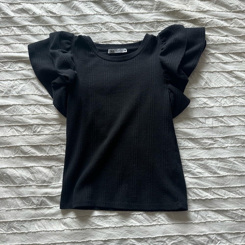 Black Zara puffy sleeve shirt